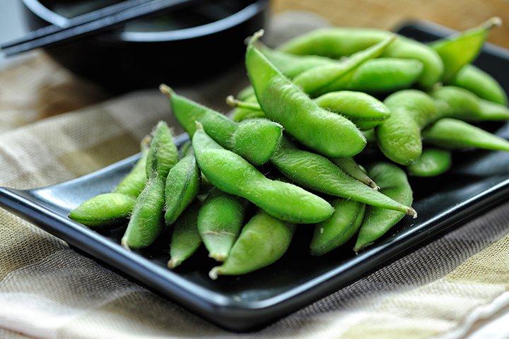 What are the possible side effects of eating edamame?