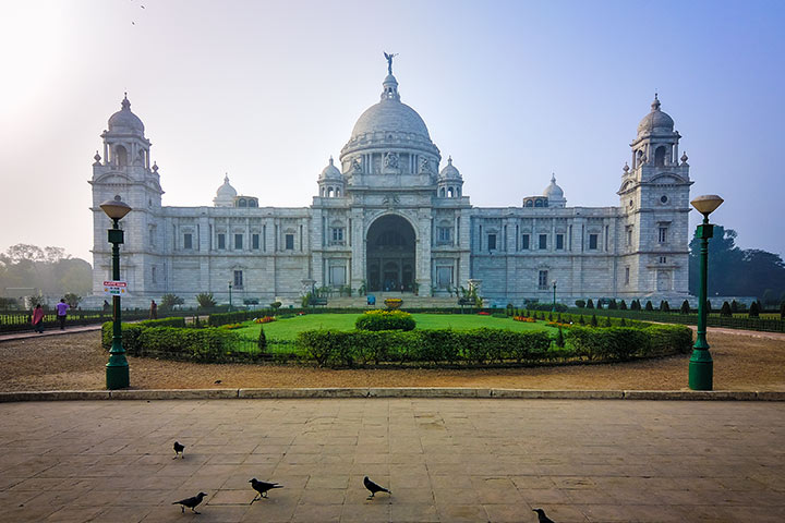 24 Famous Places To Visit In Kolkata With Your Kids