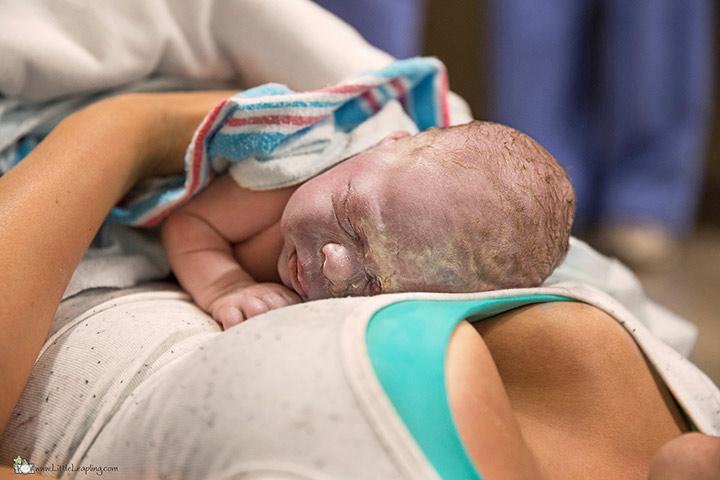Delivers Baby In The Hospital Corridor Delivers Baby In The Hospital Corridor