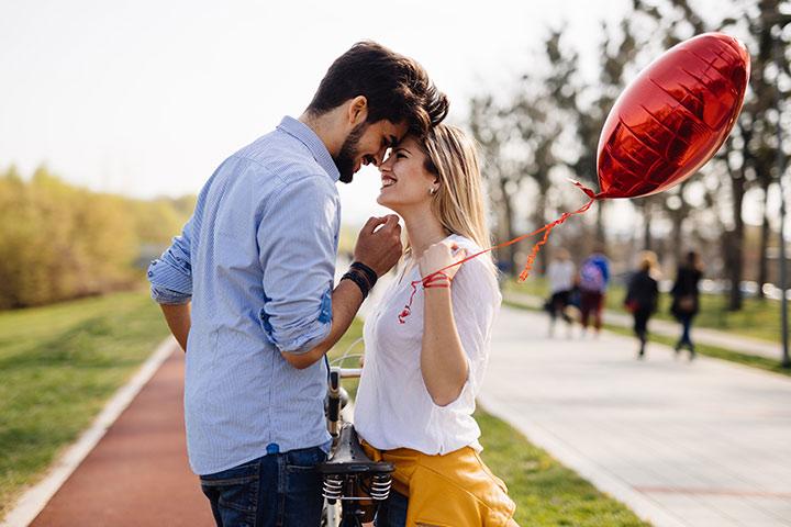 Men Reveal 7 Signs That Show They Are in Love Men Reveal 7 Signs That Show They Are in Love