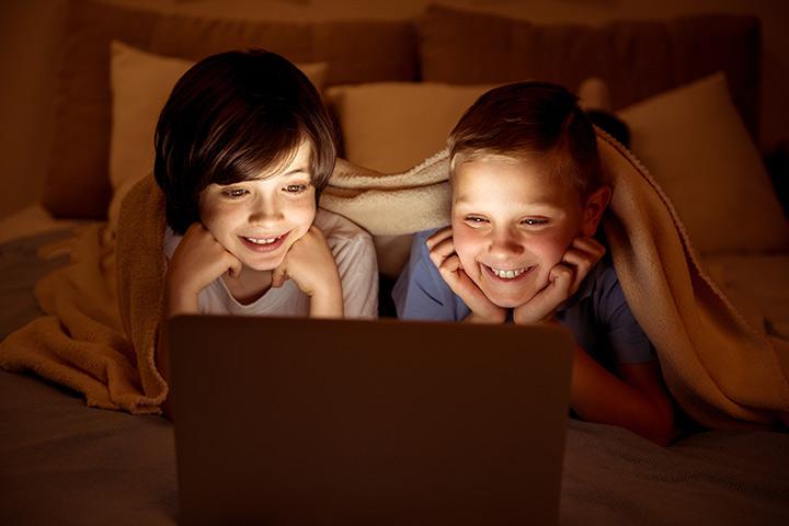 Is Excess Artificial Light Exposure Making Your Kid Overweight Is Excess Artificial Light Exposure Making Your Kid Overweight