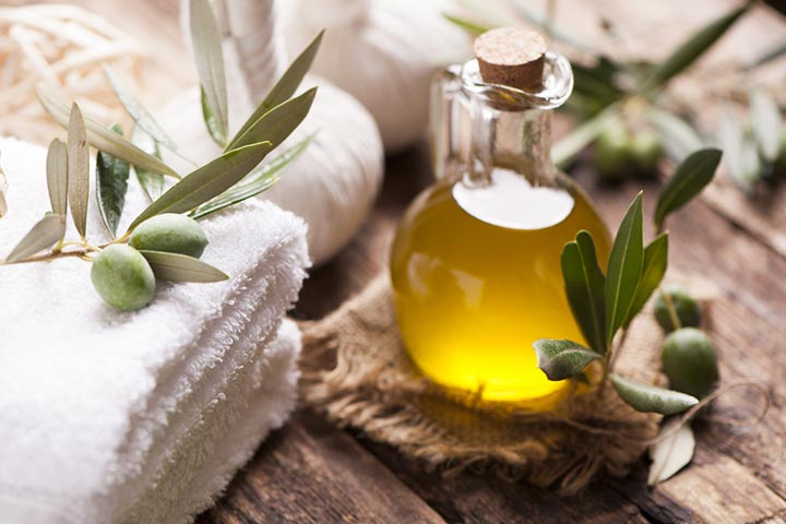 Olive oil to reduce stretch marks after childbirth