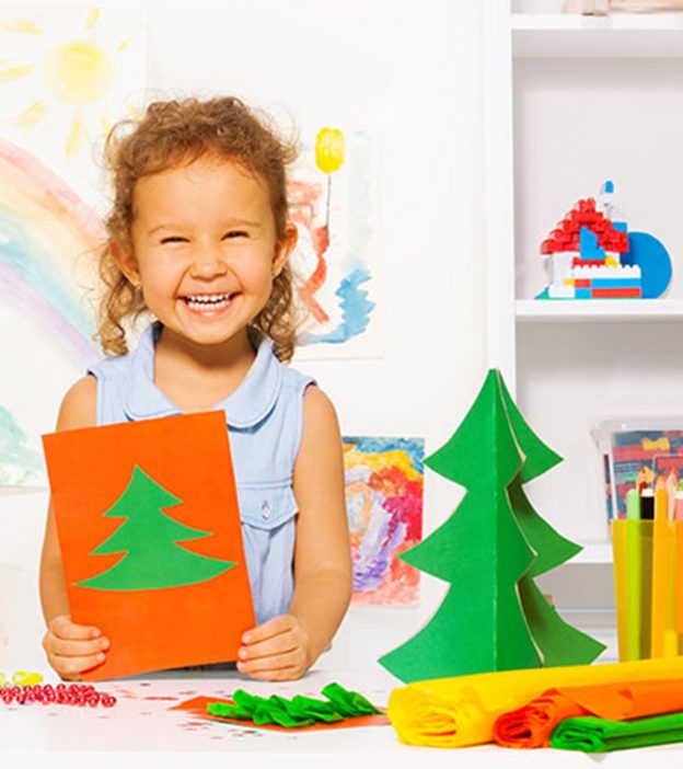 21 Easy And Creative Christmas Tree Crafts For Kids