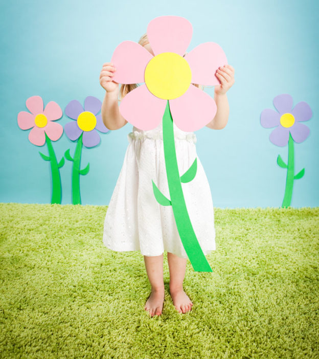 25 Gorgeous Paper Flowers For Kids (Craft Ideas)