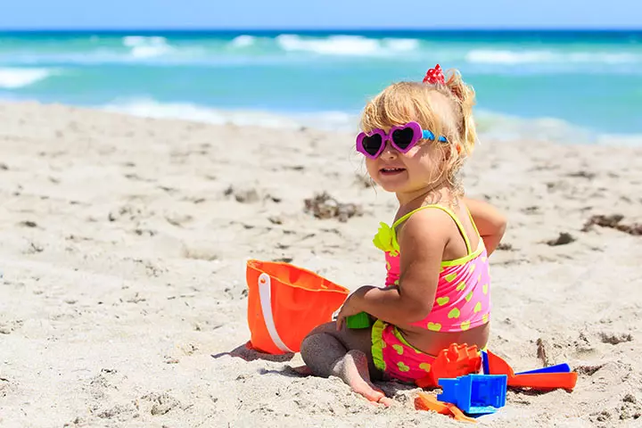 Sand shapes and outdoor games for toddlers