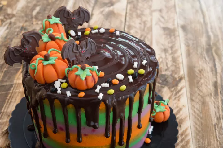 Halloween Pumpkin Patch Cake