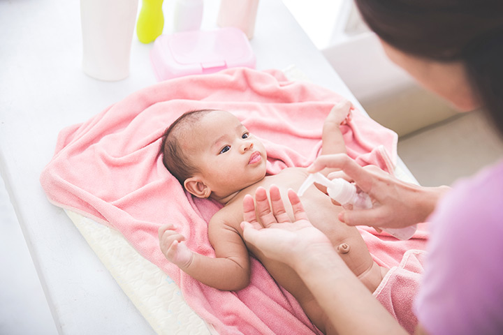 How to bathe a baby step seven