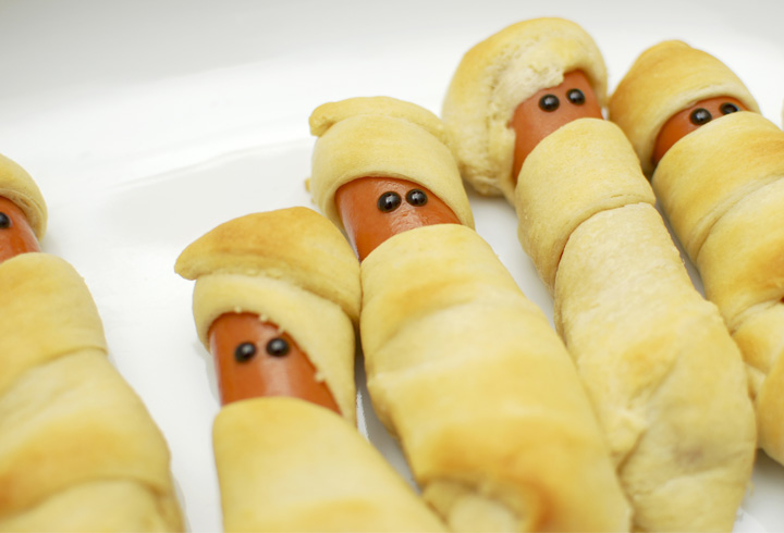Mummy sausages Halloween food for kids