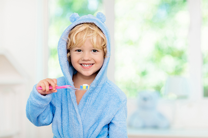Brush teeth, Habits parents should teach their children