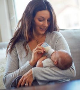Useful Tips To Follow While Bottle Feeding The Baby