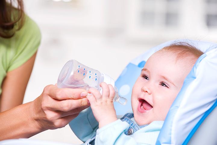 babies and drinking water