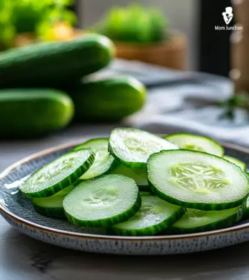 Including moderate amounts of fresh, peeled cucumber in your pregnancy diet is beneficial.