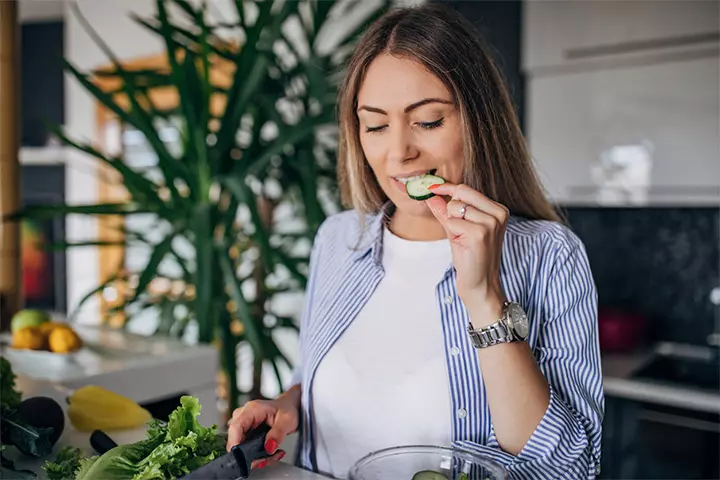 Cucumbers are a great source of soluble and insoluble fibers.