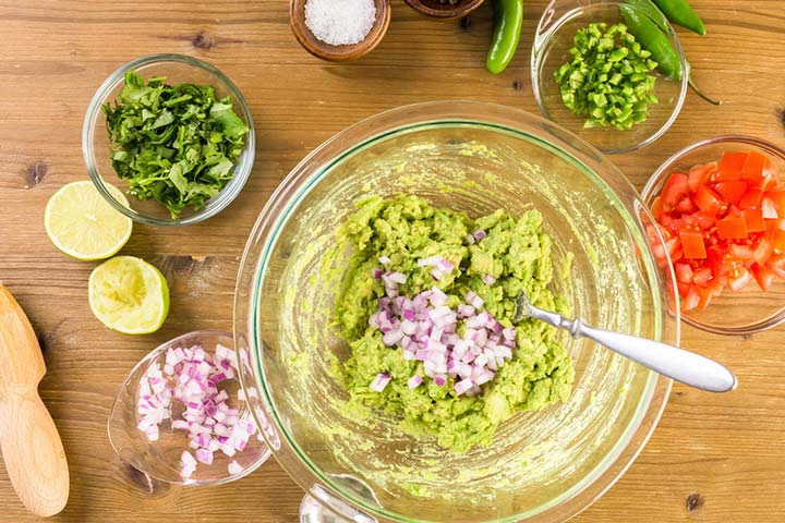 Guacamole and avocadoes in pregnancy