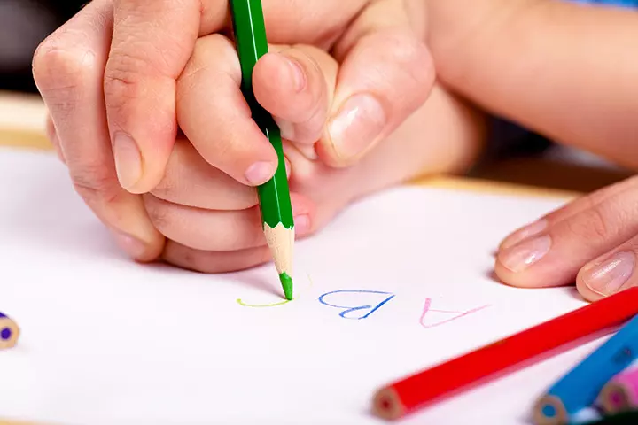 How to teach toddlers to write and hold a pencil