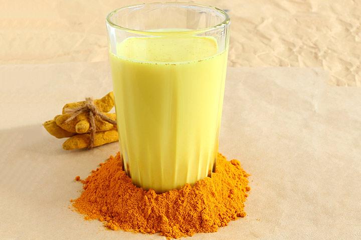 Milk and turmeric