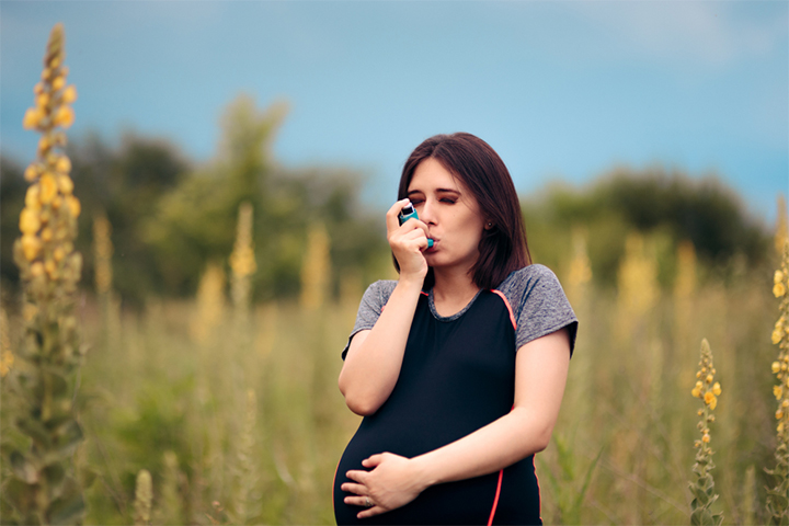 Pregnant women with asthma are at a higher risk of developing pneumonia