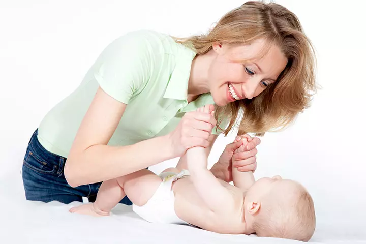 Talk to your baby activity for 4-month-old baby