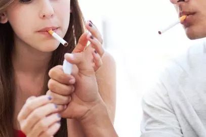 青少年吸烟：健康风险是什么以及如何阻止习惯