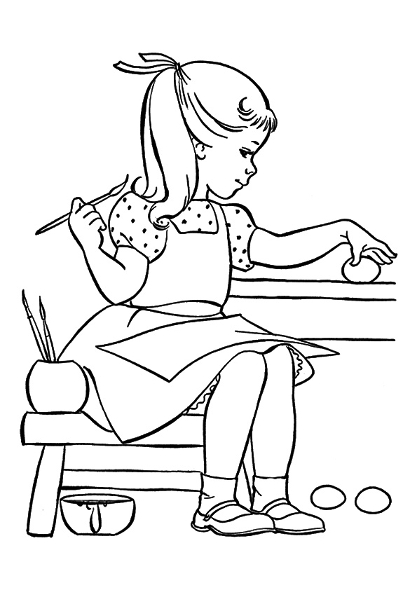 The-little-girl-painting-egg