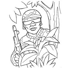 The soldier in action military coloring pages