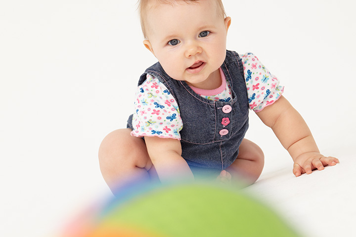 Track The Toy Activity For 5-Month-Olds