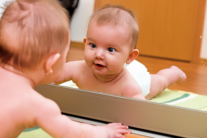 your baby's senses are developing