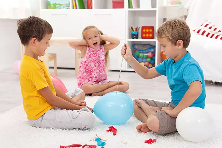 Surpise gifts inside balloon games for kids
