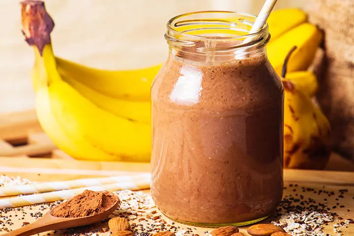 Banana and almond butter protein smoothie for kids