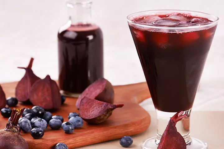 Beetroot and blueberry smoothie for kids