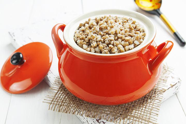 baby buckwheat porridge