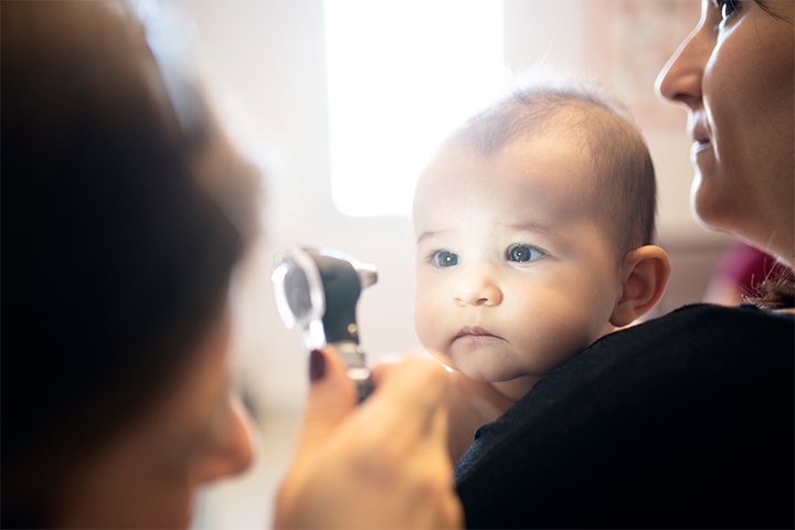 Eye examination for babies