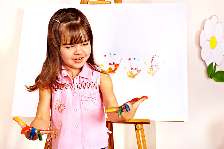Fun finger painting activity to develop gross motor skills in children