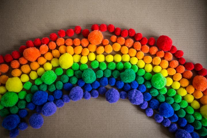 Pom Pom rainbow, Coloring activities for preschoolers