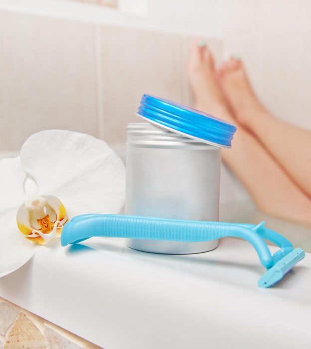 Shaving When Pregnant: Should You Shave Your Pubic Hair?