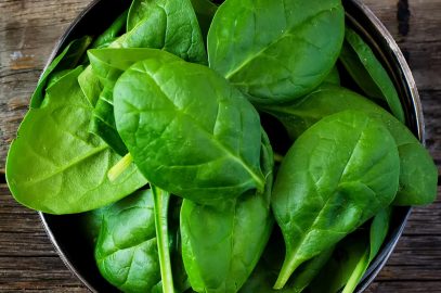 Spinach For Babies: Right Age, Benefits And Recipes To Try