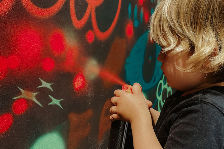 Spray painting, Coloring activities for preschoolers