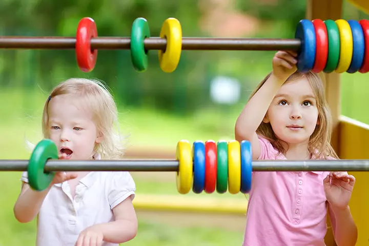 Stack up common colors activity to develop gross motor skills in children