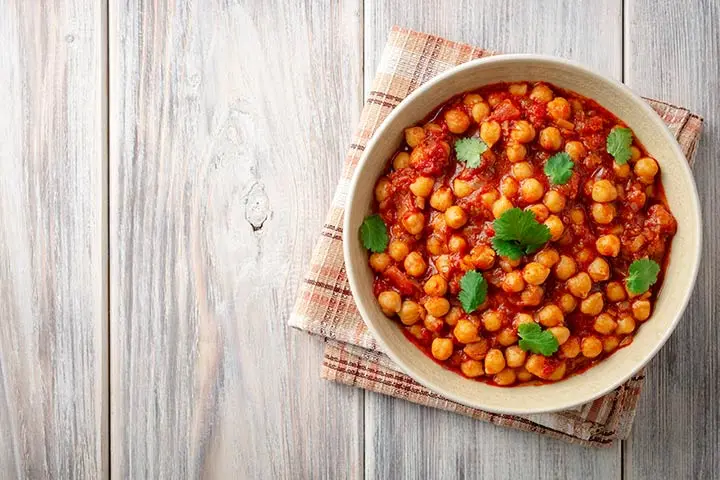 Tangy chickpea curry for baby