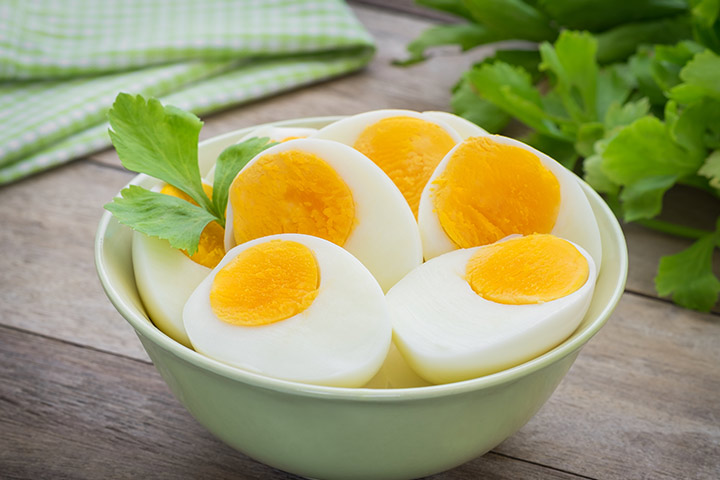 Eggs for nutritional requirements in third trimester