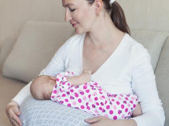 7 Tips For Breastfeeding Moms On The Use Of Feeding Pillows