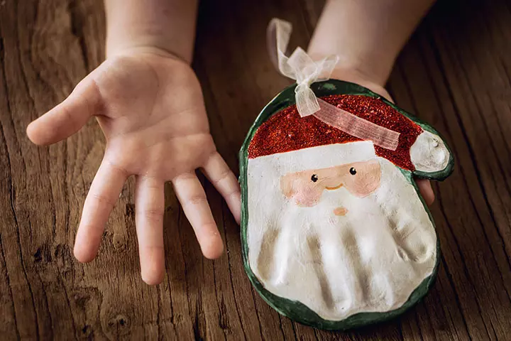 Handprint Santa Christmas activity for toddlers