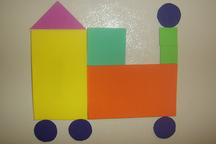 Rectangle and square train, shape craft for toddlers