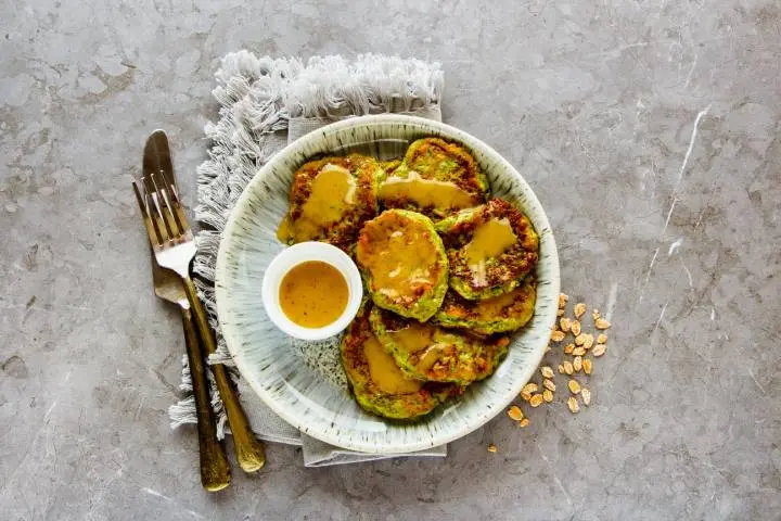 Savory oat pancakes during pregnancy