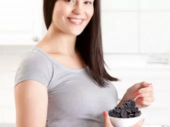 5 Health Benefits Of Eating Prunes During Pregnancy