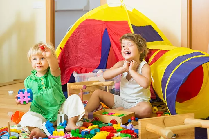 Obstacle course physical activities for toddlers