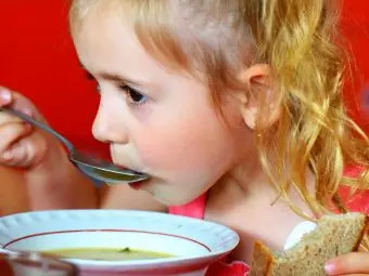 10 Delicious Chicken Soup Recipes For Kids