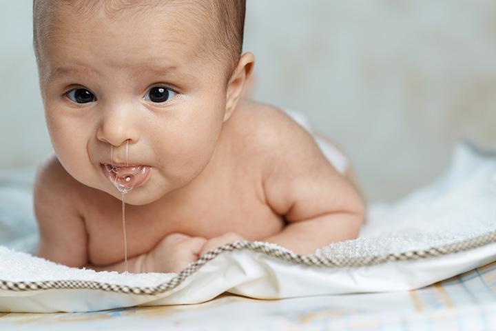 1 month old baby with thick saliva