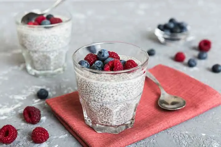 Chia pudding with berries