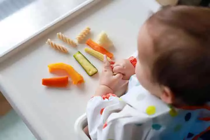 Allow your little one to try some finger foods